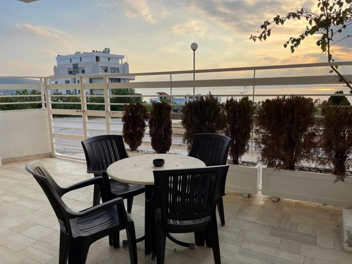 Wave Apartments Saranda Exterior foto